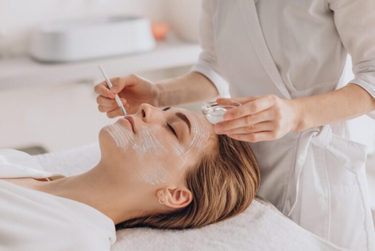 Facial Ingredients That Can Benefit Different Skin Types
