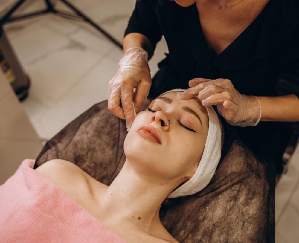 Understanding the Difference Between Facial and Cleanup
