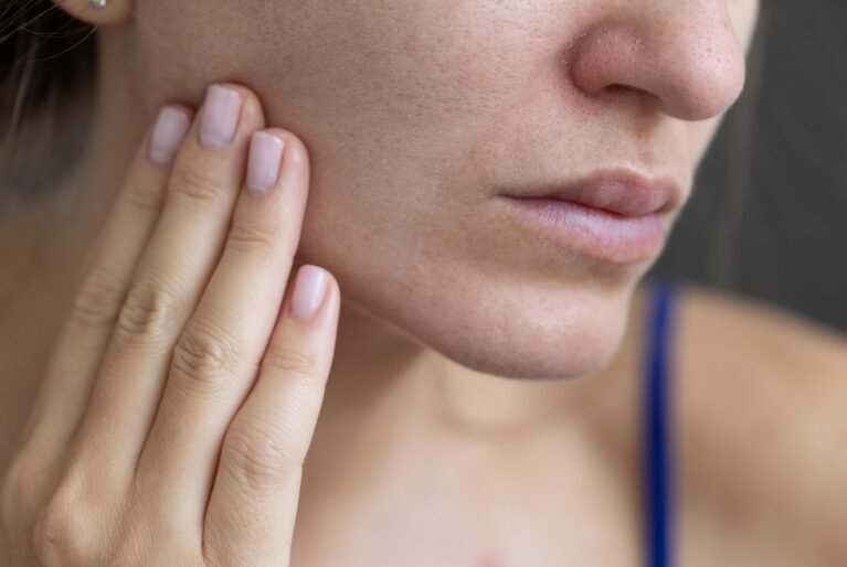 Signs That Your Skin Needs Extra Care
